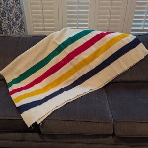 Vintage Hudson's Bay Point Throw Blanket,Two Point, 60" x 50"